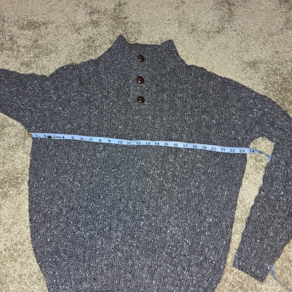 NWT L.L. Bean charcoal wool sweater. Men's medium - Picture 4 of 4